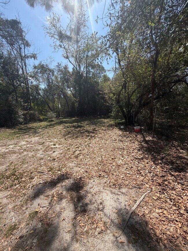 Building Photo - 607 E Gordon St