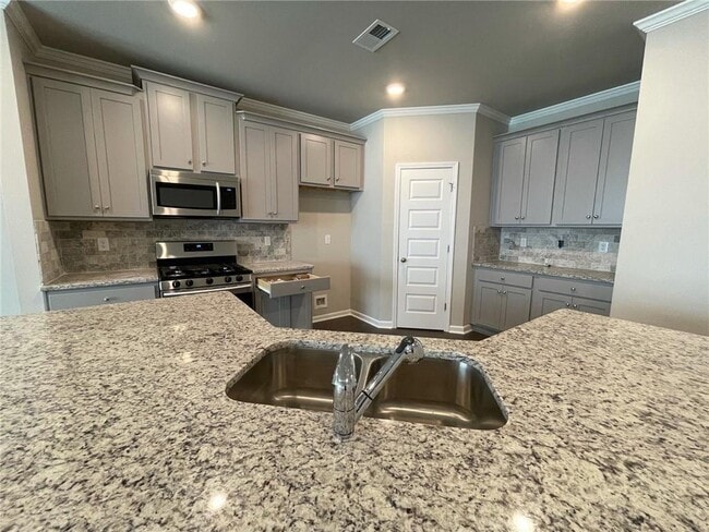 Building Photo - 4374 Sunny Oak Ln