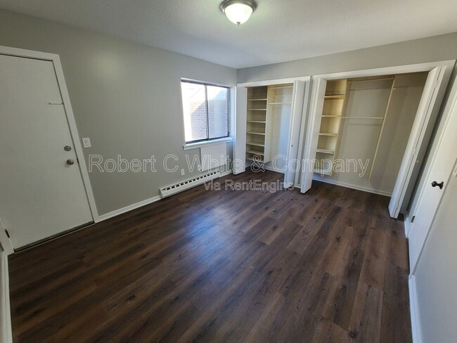 Building Photo - 279 Redstone Hl Rd