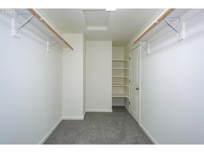 Building Photo - 153 NE Porto Way