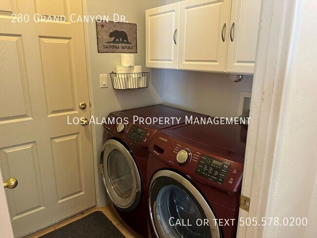 Building Photo - 280 Grand Canyon Dr