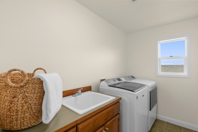 Building Photo - 35908 SE Sandalee Ct