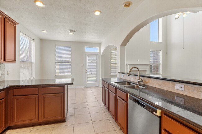 Building Photo - 14213 Stone Bluff Ln