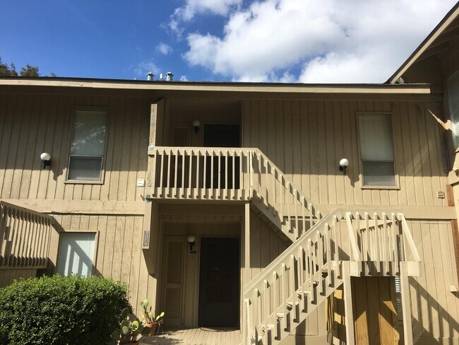 Primary Photo - SOON AVAILABLE POOLSIDE CONDO!