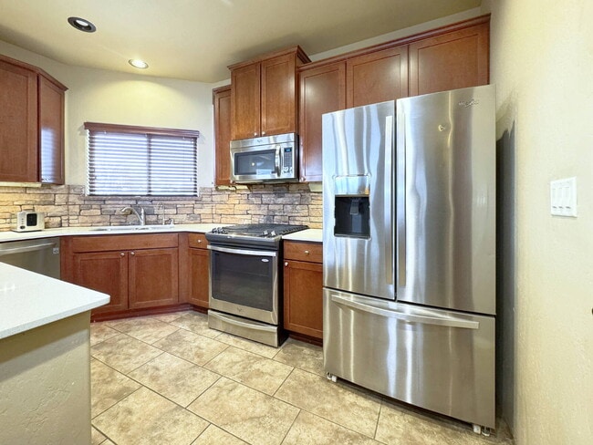 Building Photo - Corrales Stunner!