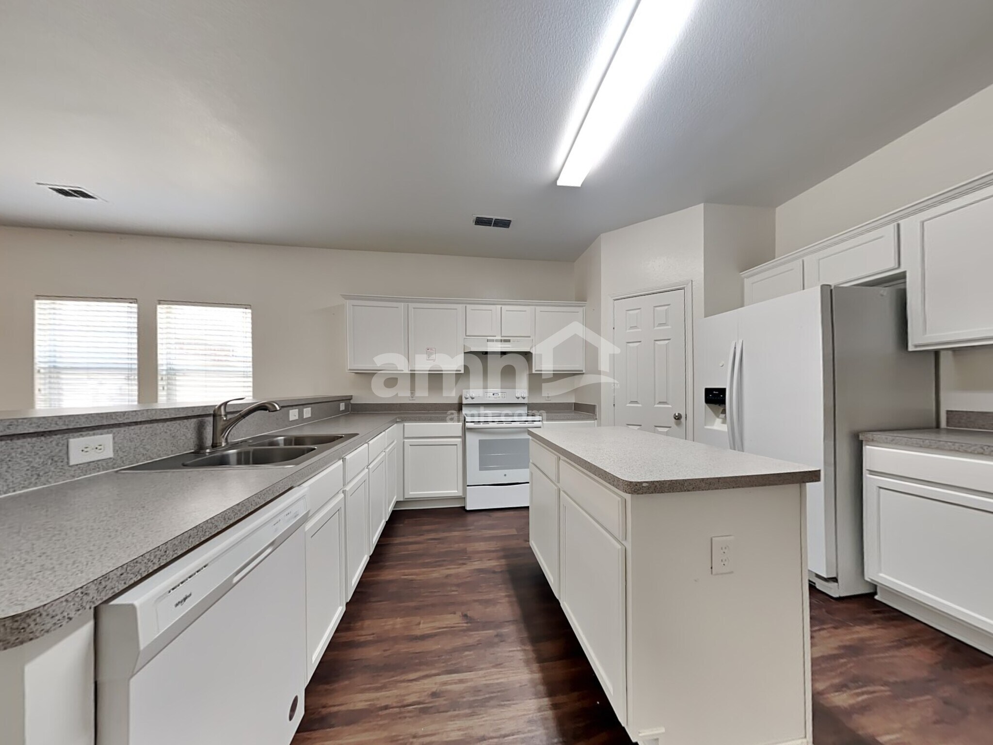 Building Photo - 1626 Wildflower Dr
