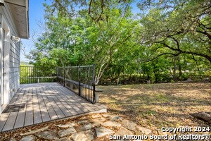 Building Photo - 17807 Hilltop Dr