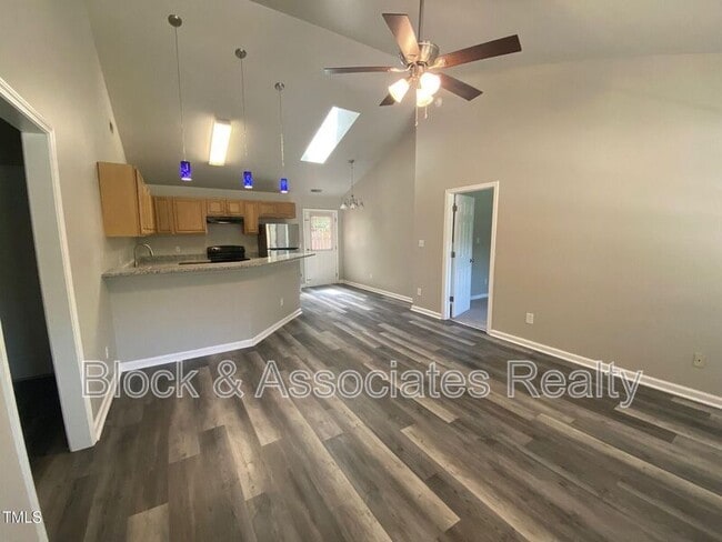 Building Photo - 116 Archdale Dr