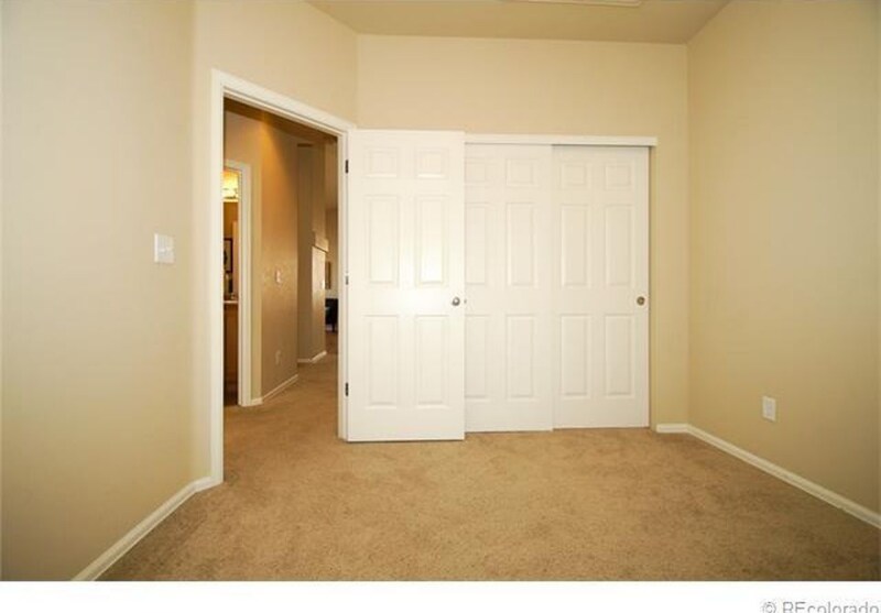 Building Photo - 3645 Desert Ridge Cir