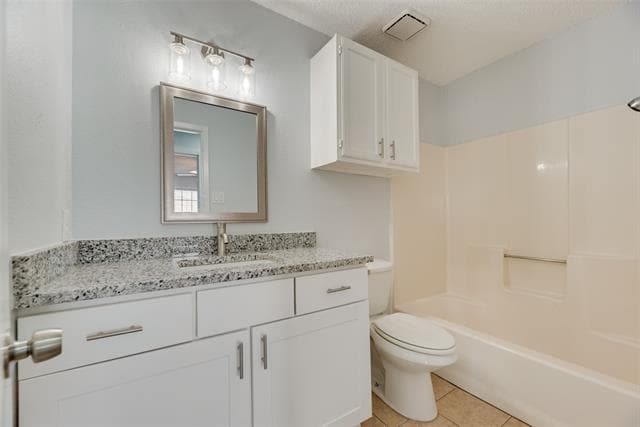 Building Photo - 3150 Tudor Ln