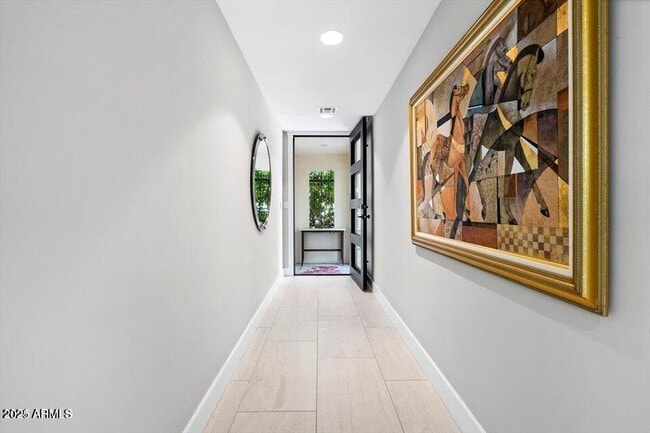 Building Photo - 6953 E Lafayette Blvd