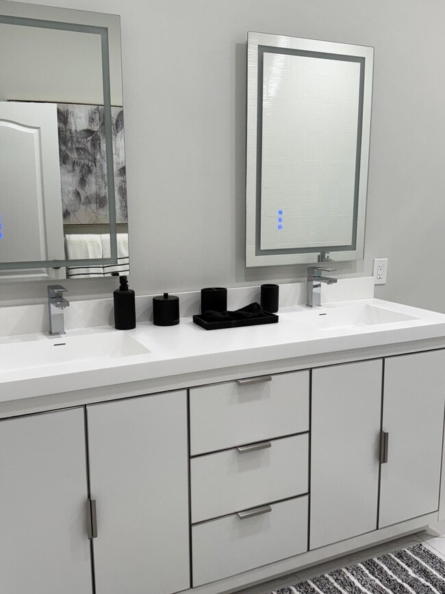 Building Photo - 3924 NW 58th St