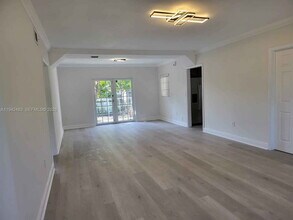 Building Photo - Southwest 31st Avenue, Miami, FL 33145 - 3 BR 2 BA single-family home