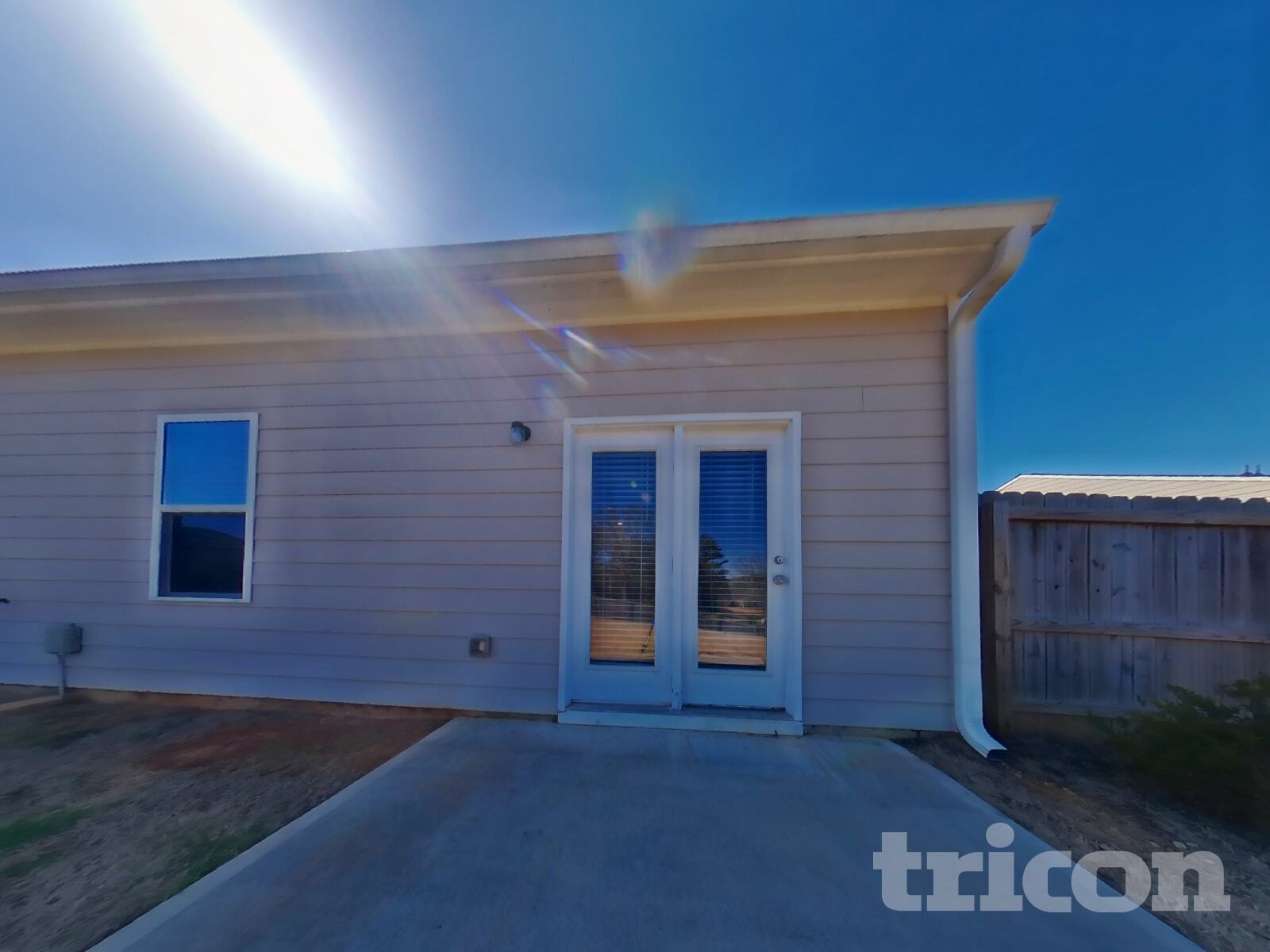 Building Photo - 115 Sorrento Dr