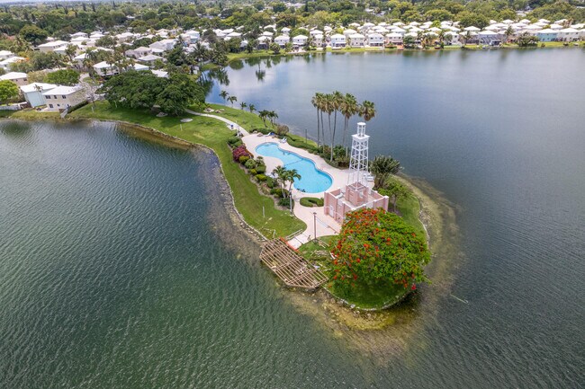 Building Photo - 6466 Buena Vista Dr