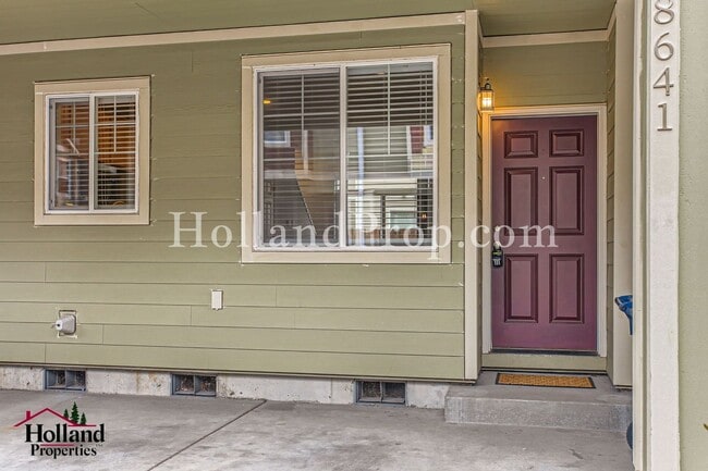 Building Photo - Charming 3-Bedroom Home in Prime Hillsboro Location!