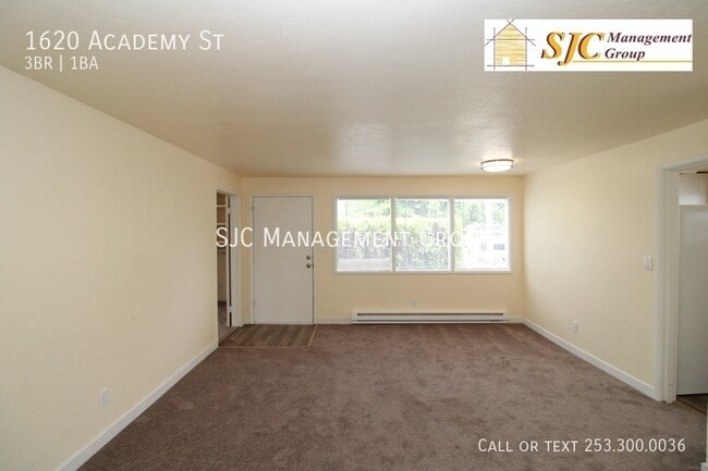 Building Photo - 1620 Academy St