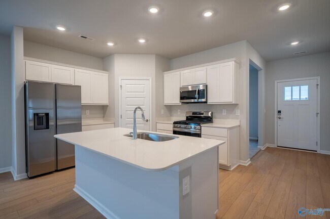 Building Photo - 14653 Mountain Strm Dr