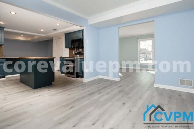 Building Photo - 7884 Huguenot Ct