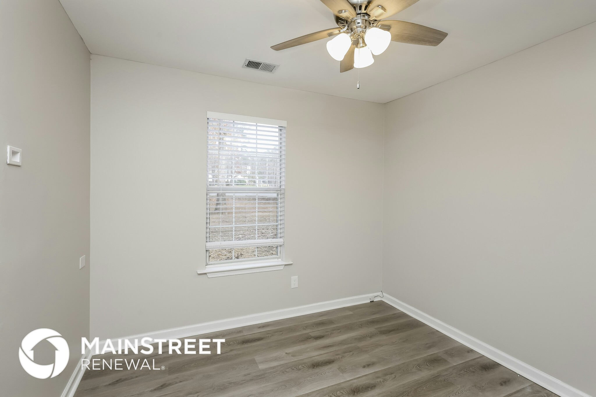 Building Photo - 99 BOX CAR WAY W