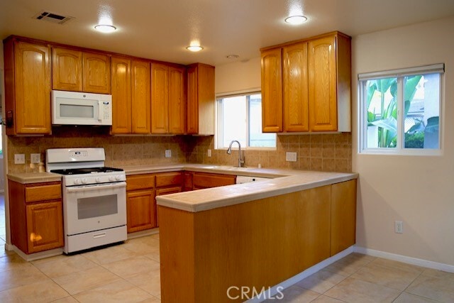 Building Photo - 4813 Topanga Canyon Blvd