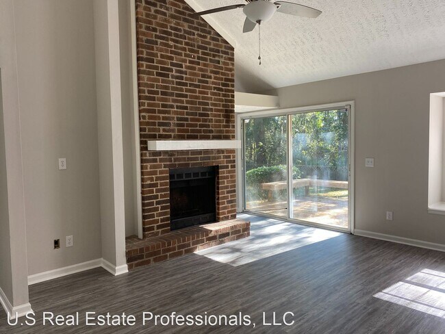 Building Photo - 3 br, 2 bath House - 418 Floyd Circle