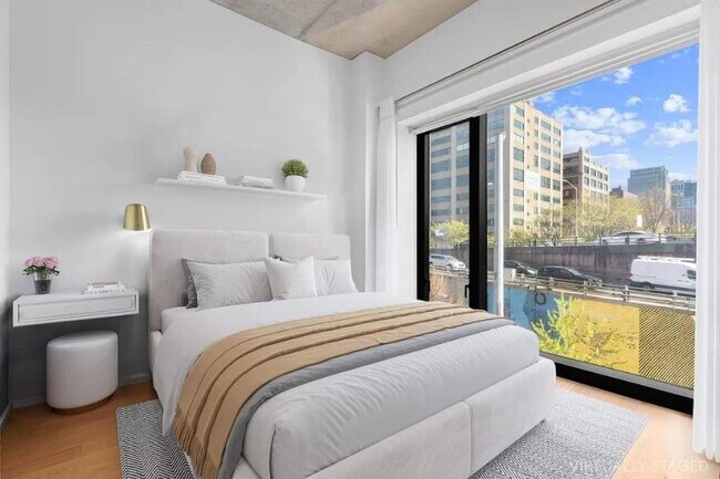 Building Photo - 2 bedroom in BROOKLYN NY 11201