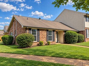 Building Photo - 4001 Anderson Rd