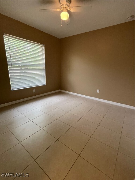 Building Photo - 1090 Jaguar Blvd