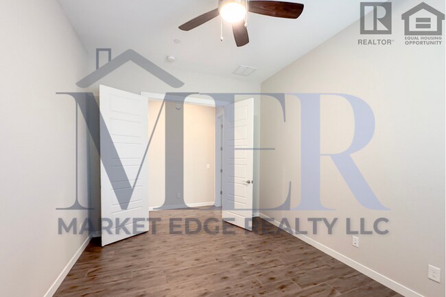 Building Photo - 2Bed/2.5Bath Home in Cave Creek! $1799 MOV...