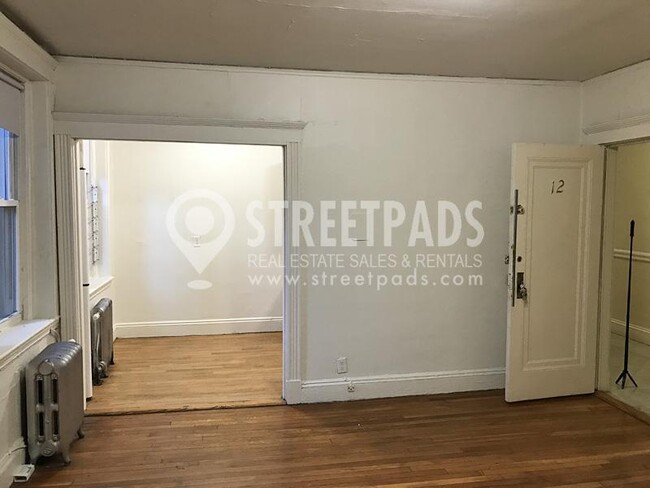 Building Photo - 1 bedroom in Boston MA 02215