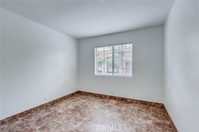 Building Photo - 126 Flor De Sol