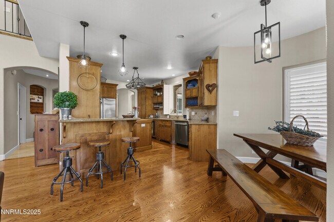 Building Photo - 2880 Friar Rock Ct