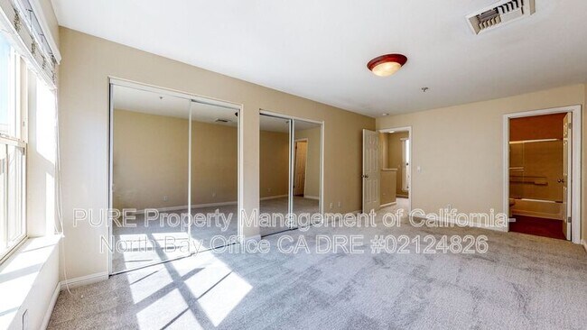 Building Photo - 110 5th St