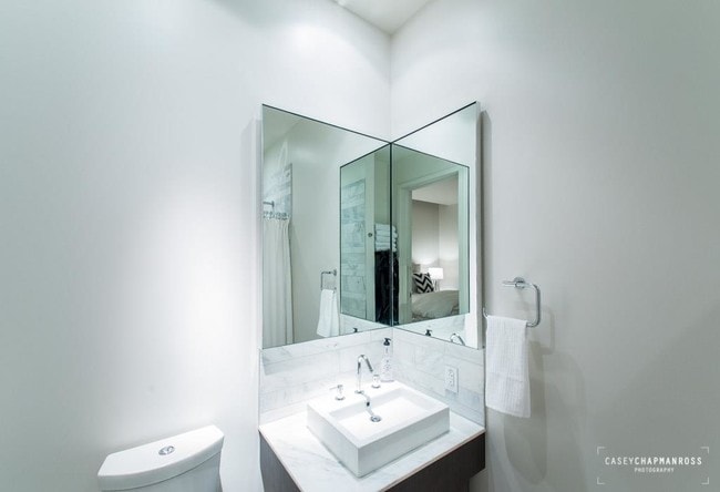 Building Photo - 210 Lavaca St