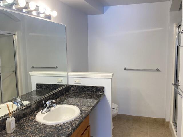 Building Photo - 119 W Oakbrook Dr