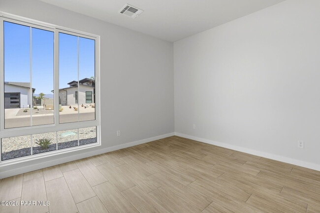 Building Photo - 5516 Edgar Way