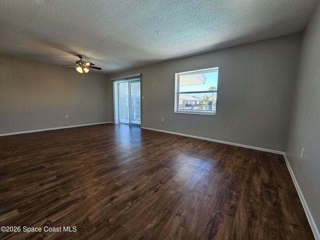 Building Photo - 190 E Olmstead Dr