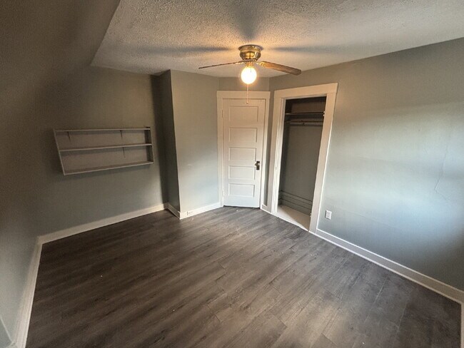 Building Photo - Spacious & Bright 2BR Duplex Unit Featuring Private Yard & Ample Parking