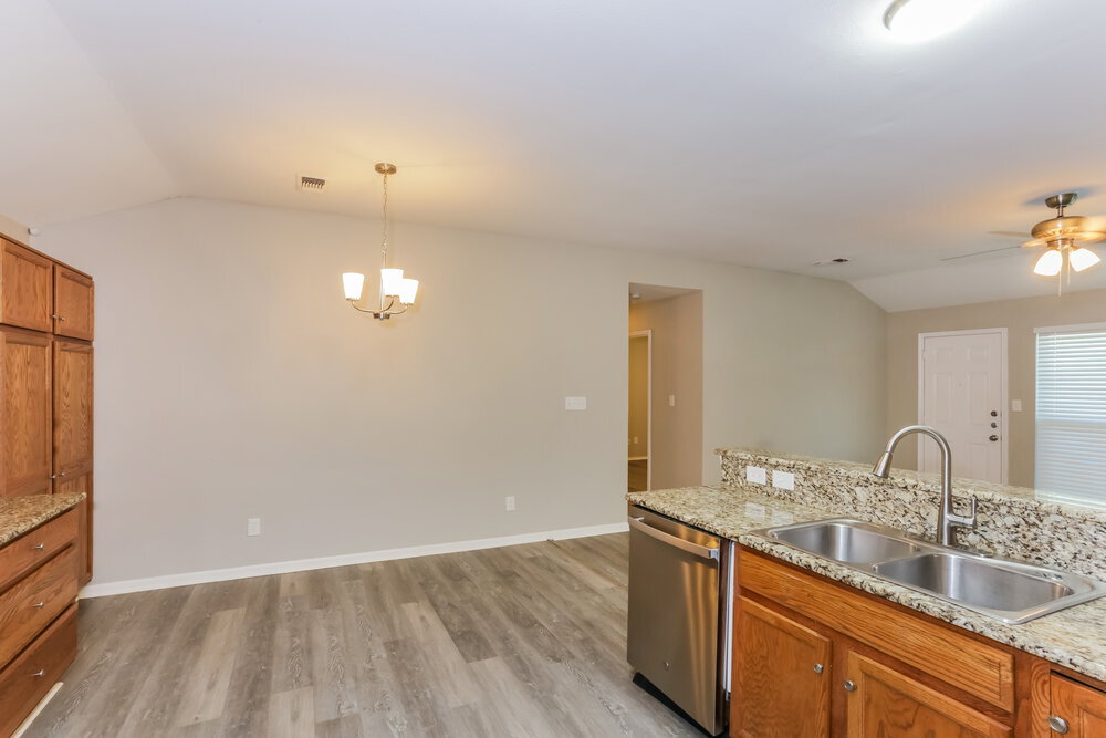 Building Photo - 825 Cruise St