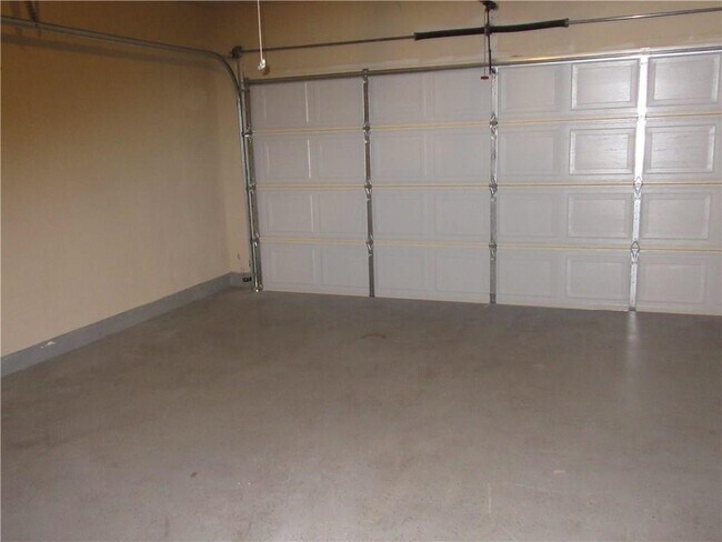 Building Photo - 2405 Farragret Cove