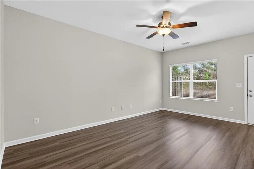 Building Photo - 113 Brexley Dr