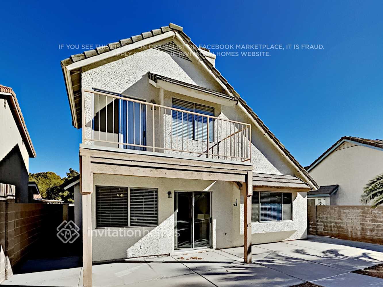 Building Photo - 1740 La Cruz Dr