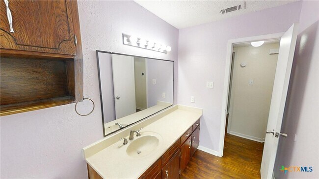 Building Photo - 3318 Paintrock Dr