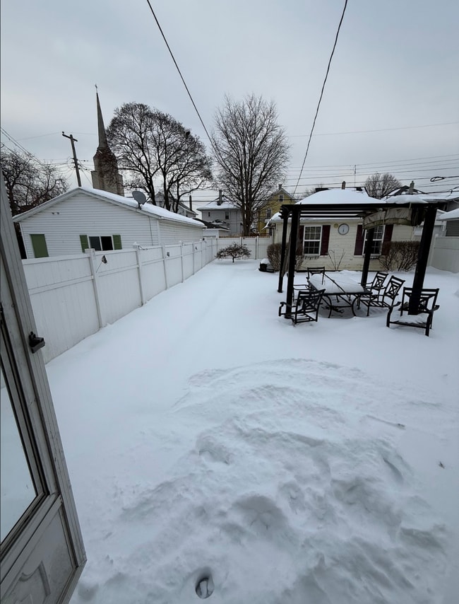 Building Photo - 836 St Nicholas Ave