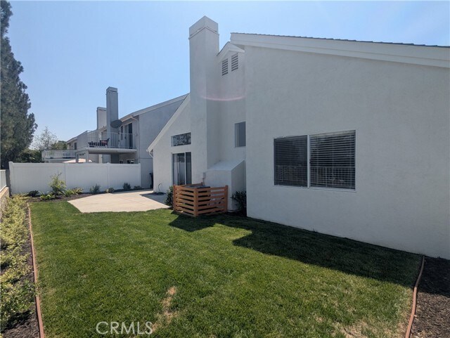 Building Photo - 6 Parkwood