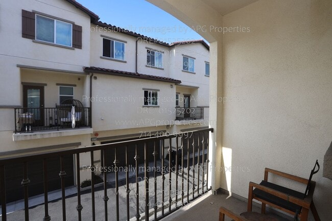 Building Photo - 3320 W Mirano Dr