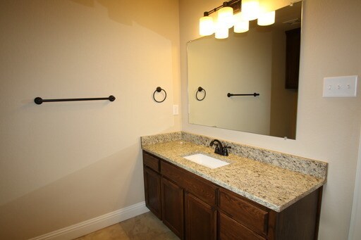 Building Photo - COMING SOON! Stunning 3BR/2.5BA Townhome with Attached Garage & Fenced Yard - Benbrook, TX | Minu...