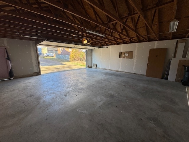 Building Photo - 9012 Eden Ave