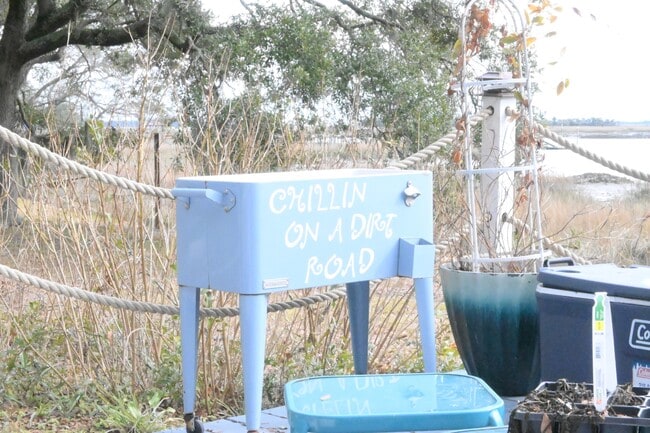 Building Photo - 1154 Cottage Rd